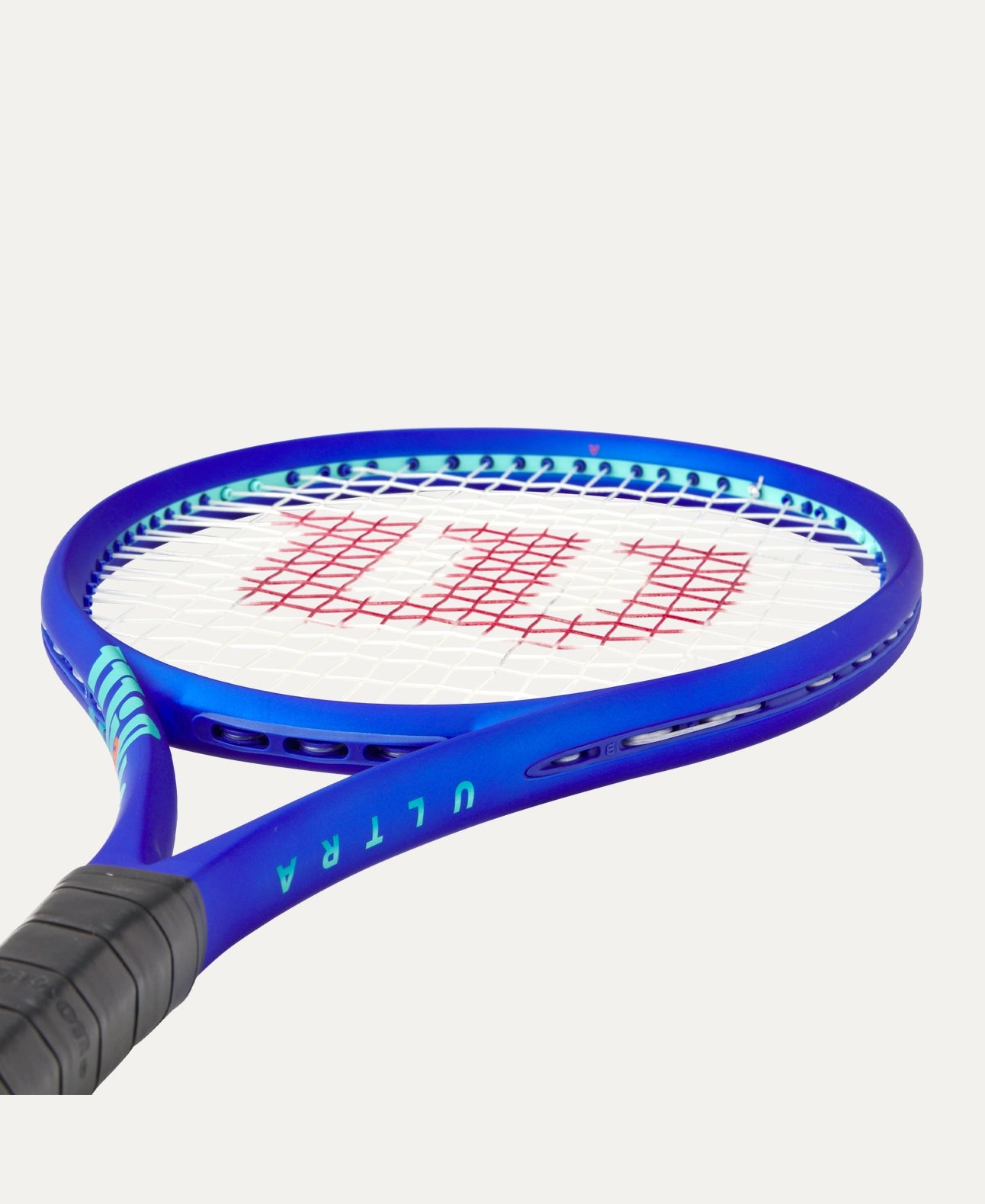 Wilson Ultra 100L v5 Tennis Racquet Adult Tennis Racquets 
