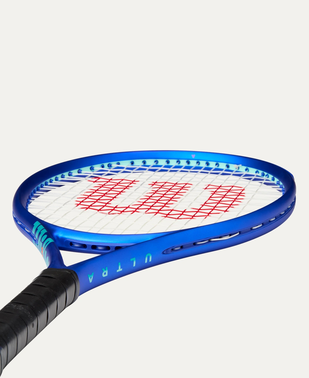 Wilson Ultra 25" v5 Junior Tennis Racquet Junior Tennis Racquets 