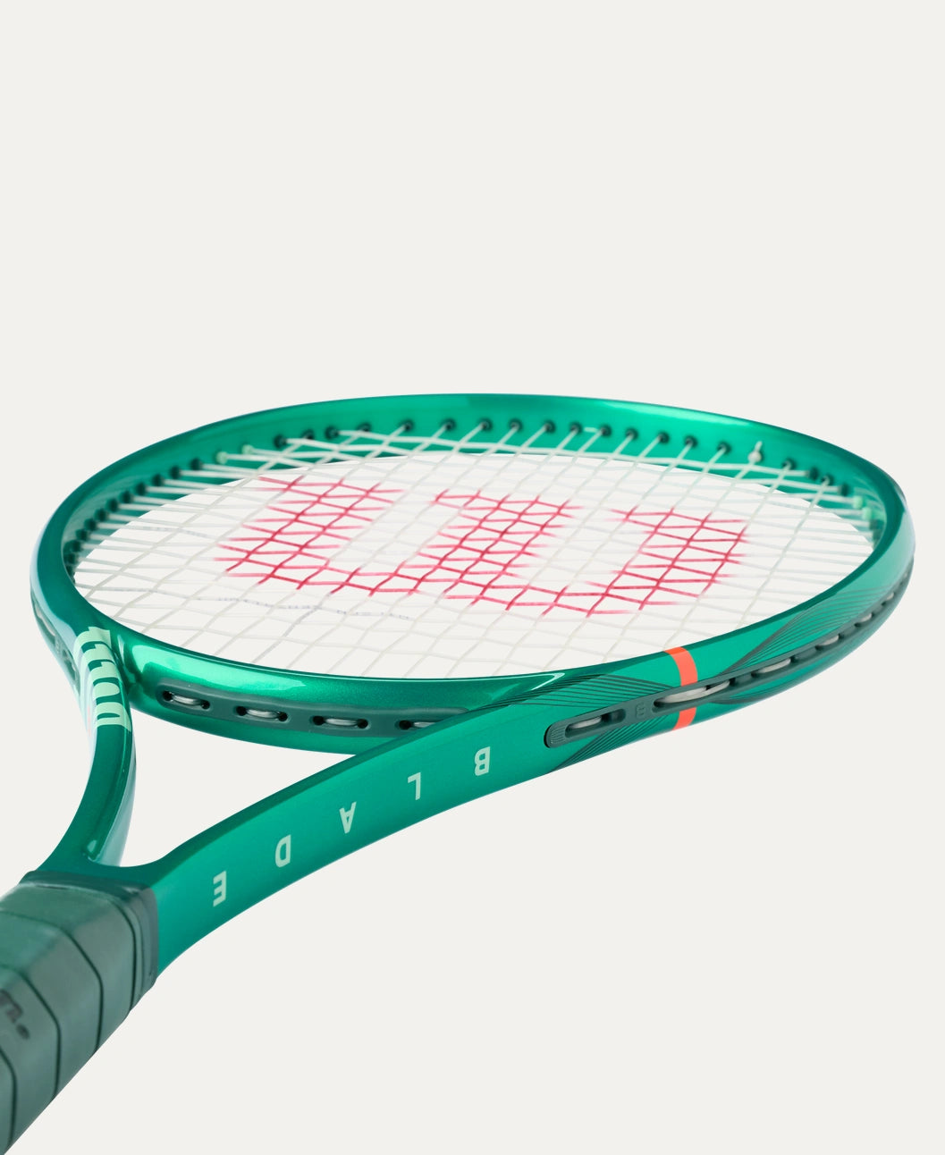 Wilson Blade 98 18x20 V10 Tennis Racquet